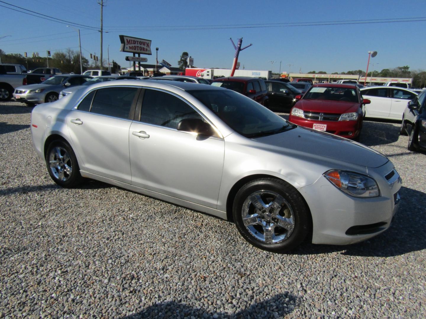 2012 Silver /Gray Chevrolet Malibu (1G1ZA5EU2CF) with an 4 Cyl engine, Automatic transmission, located at 15016 S Hwy 231, Midland City, AL, 36350, (334) 983-3001, 31.306210, -85.495277 - Photo#0